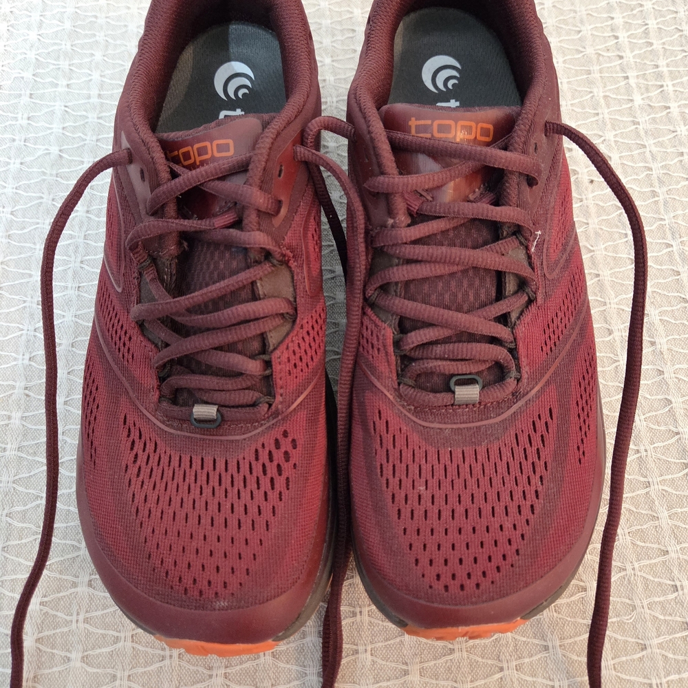 Women's TOPO Hiking Shoe - Size 8
